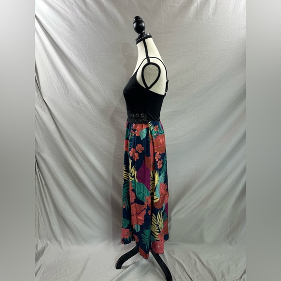 Tropical Floral Split Thigh Cami Dress - Picture 6 of 7